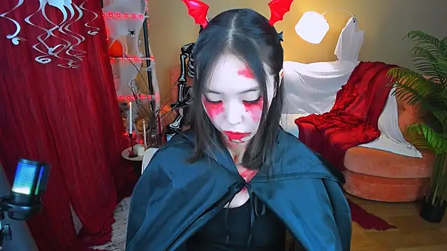 Snapshot of SoulHarmoonyy chatting on October 31, 2025, 5:09 pm SoulHarmoonyy online show from October 31, 2025, 5:09 pm