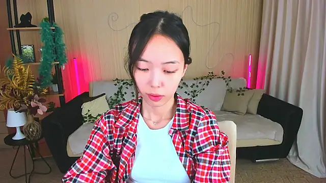 Snapshot of SoulHarmoonyy chatting on December 1, 2025, 1:12 pm SoulHarmoonyy online show from December 1, 2025, 1:12 pm