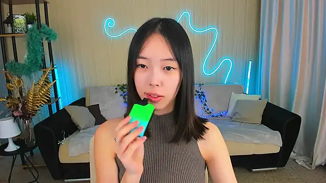 Snapshot of SoulHarmoonyy chatting on October 6, 2025, 1:23 pm SoulHarmoonyy online show from October 6, 2025, 1:23 pm