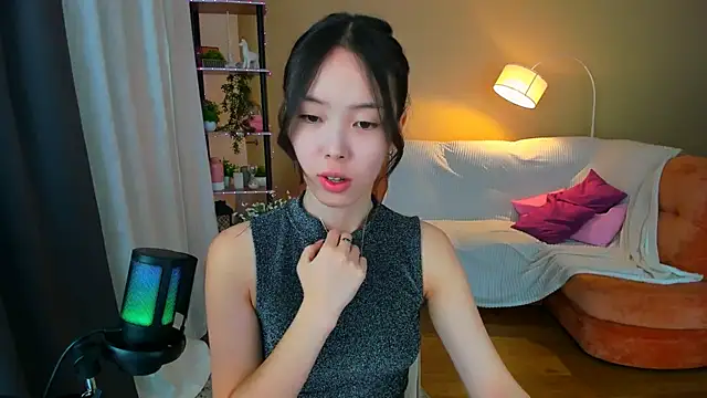 Snapshot of SoulHarmoonyy chatting on October 17, 2025, 7:26 pm SoulHarmoonyy online show from October 17, 2025, 7:26 pm