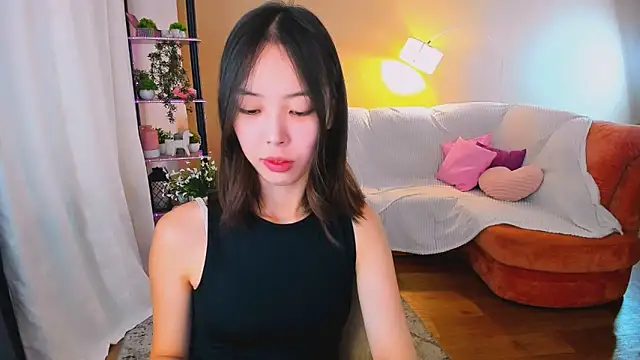 Snapshot of SoulHarmoonyy chatting on September 13, 2025, 11:32 am SoulHarmoonyy online show from September 13, 2025, 11:32 am