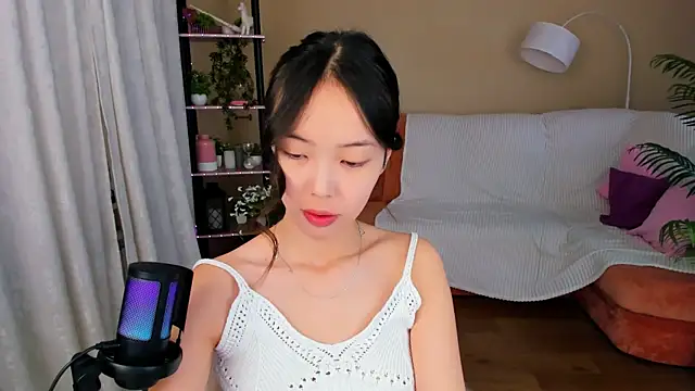 Snapshot of SoulHarmoonyy chatting on October 2, 2025, 1:25 pm SoulHarmoonyy online show from October 2, 2025, 1:25 pm