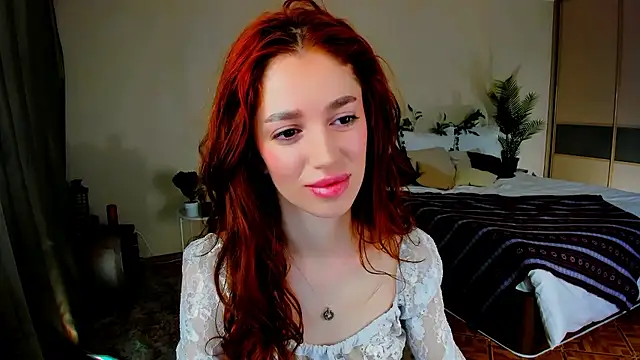 ChristinaConteeree online show from January 18, 2026, 4:27 am