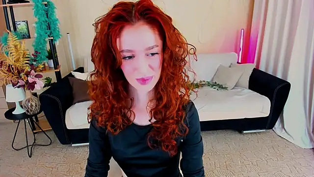 Snapshot of ChristinaConteeree chatting on December 1, 2025, 7:26 pm ChristinaConteeree online show from December 1, 2025, 7:26 pm