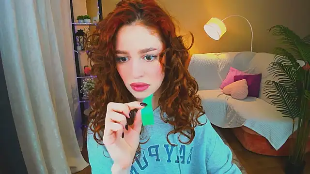 Snapshot of ChristinaConteeree chatting on November 17, 2025, 7:18 pm ChristinaConteeree online show from November 17, 2025, 7:18 pm