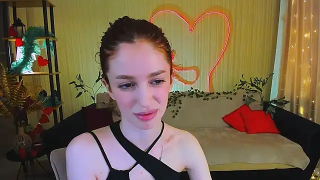 ChristinaConteeree online show from May 14, 2026, 1:41 pm