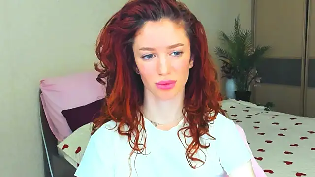 Snapshot of ChristinaConteeree chatting on July 18, 2026, 11:19 am ChristinaConteeree online show from July 18, 2026, 11:19 am