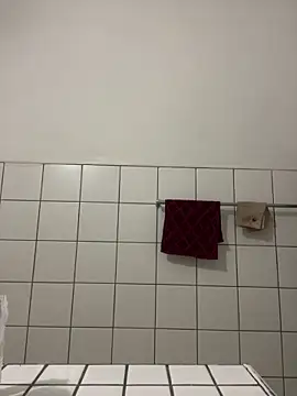 hardboyi03 online show from November 11, 2025, 6:14 pm