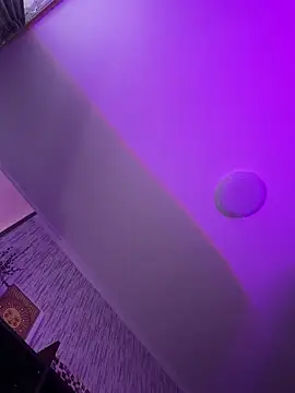 miss veroNika online show from April 4, 2026, 2:40 am