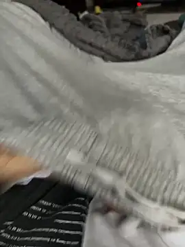 Frankieyyy1 online show from November 28, 2025, 7:52 am