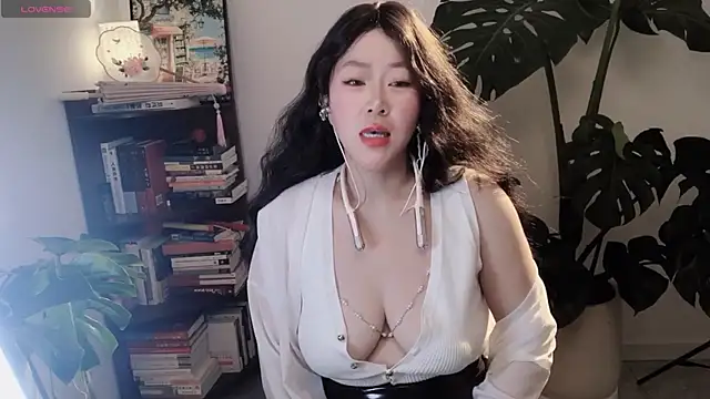 Emmaq996 online show from February 7, 2026, 2:19 am