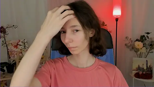 EmmanuellBrown online show from December 14, 2025, 4:08 am