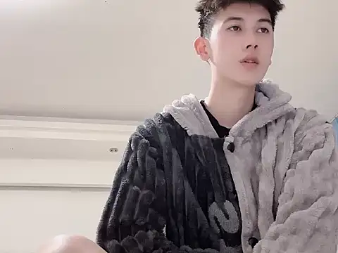 xiaojie2563 online show from November 29, 2025, 11:10 am