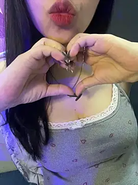 Mon monbaby online show from September 25, 2025, 6:03 pm