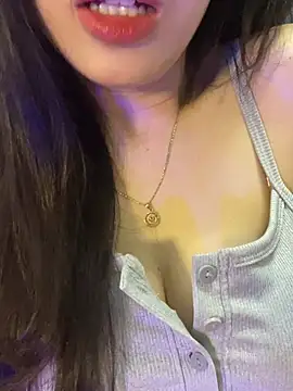 Snapshot of Mon_monbaby chatting on January 18, 2026, 6:00 pm Mon monbaby online show from January 18, 2026, 6:00 pm