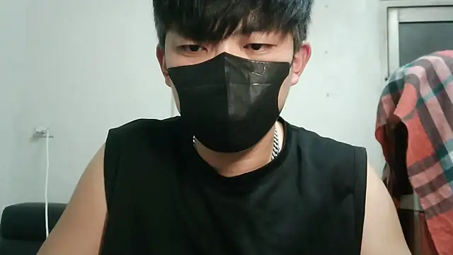 bigbb101011 online show from November 17, 2025, 1:59 pm