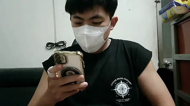 bigbb101011 online show from January 15, 2026, 2:31 pm