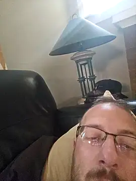 Snapshot of MEAT4urGRILL chatting on October 14, 2025, 9:04 pm MEAT4urGRILL online show from October 14, 2025, 9:04 pm