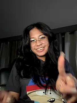 lynn9000 online show from November 12, 2025, 7:23 am