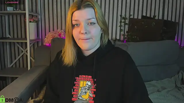 Michele Greenn online show from April 10, 2026, 1:12 am