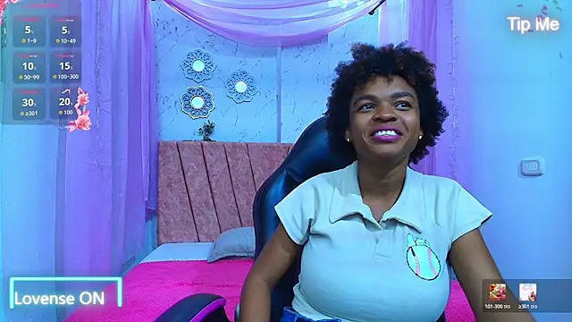 Snapshot of mia__thomson_ chatting on May 1, 2026, 3:22 am mia thomson online show from May 1, 2026, 3:22 am