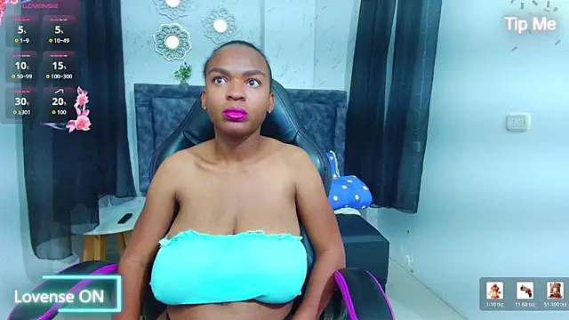 mia  thomson  online show from March 27, 2026, 1:58 am