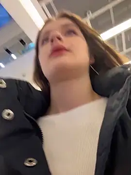 Snapshot of KittyQueeny chatting on November 28, 2025, 1:22 pm KittyQueeny online show from November 28, 2025, 1:22 pm