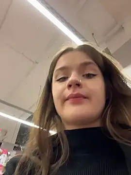 Snapshot of KittyQueeny chatting on October 2, 2025, 2:20 pm KittyQueeny online show from October 2, 2025, 2:20 pm