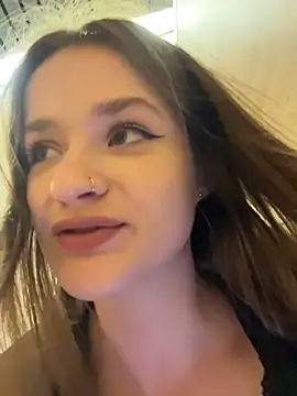 Snapshot of KittyQueeny chatting on October 8, 2025, 2:07 pm KittyQueeny online show from October 8, 2025, 2:07 pm