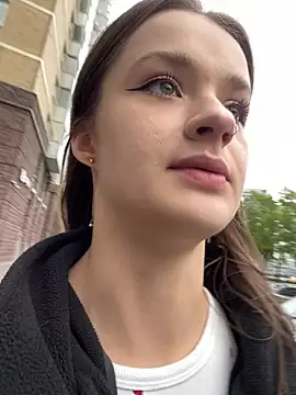 Snapshot of KittyQueeny chatting on September 13, 2025, 2:06 pm KittyQueeny online show from September 13, 2025, 2:06 pm