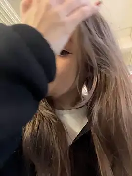 Snapshot of KittyQueeny chatting on October 14, 2025, 2:17 pm KittyQueeny online show from October 14, 2025, 2:17 pm