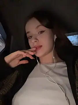 Snapshot of KittyQueeny chatting on October 26, 2025, 2:17 pm KittyQueeny online show from October 26, 2025, 2:17 pm