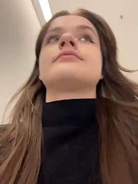 Snapshot of KittyQueeny chatting on September 29, 2025, 2:12 pm KittyQueeny online show from September 29, 2025, 2:12 pm