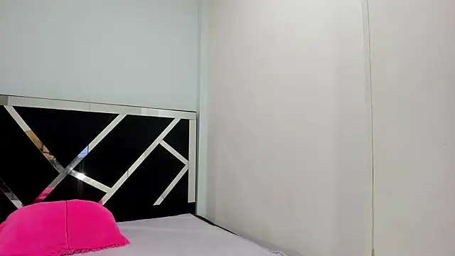 Snapshot of iisabella_noa chatting on September 13, 2025, 1:22 pm iisabella noa online show from September 13, 2025, 1:22 pm