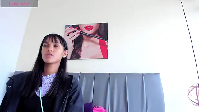 iisabella noa online show from June 2, 2026, 12:38 pm