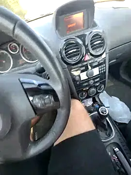 giova17cm online show from September 20, 2025, 9:25 am