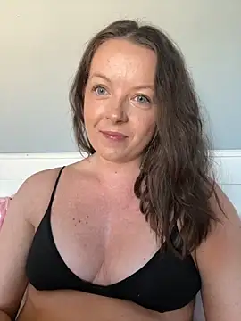 ScottishGymBunny online show from September 16, 2025, 8:48 am