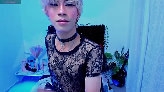 Snapshot of Cooperrosscute233 chatting on November 10, 2025, 10:37 pm Cooperrosscute233 online show from November 10, 2025, 10:37 pm