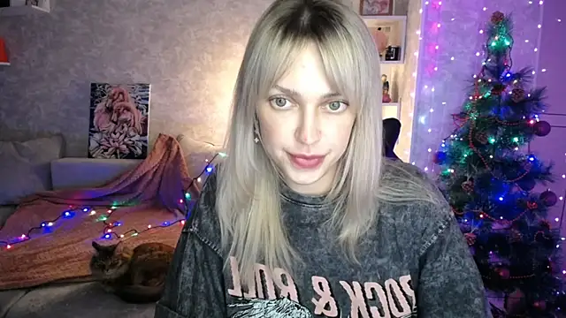 Snapshot of NickyAdamidi chatting on December 15, 2025, 7:09 pm NickyAdamidi online show from December 15, 2025, 7:09 pm