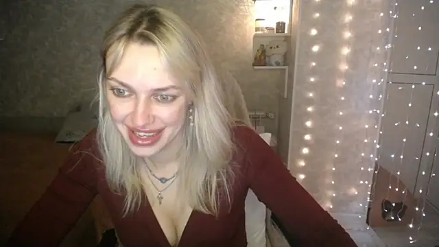 Snapshot of NickyAdamidi chatting on October 23, 2025, 4:27 pm NickyAdamidi online show from October 23, 2025, 4:27 pm