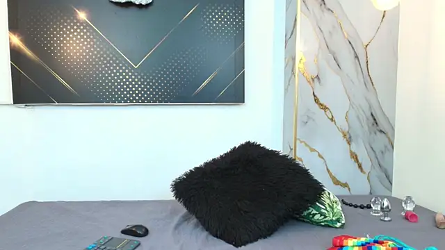 HannaHot 69 online show from November 25, 2025, 11:54 am