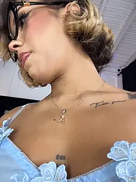 MystiqueXXX online show from March 30, 2026, 1:12 pm