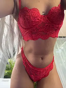 MystiqueXXX online show from November 6, 2025, 1:15 pm