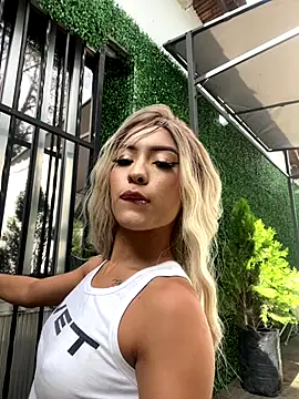 MystiqueXXX online show from September 22, 2025, 1:06 pm