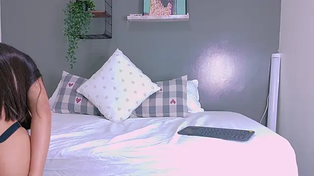 Snapshot of SamaGrey__ chatting on September 22, 2025, 11:38 am SamaGrey online show from September 22, 2025, 11:38 am