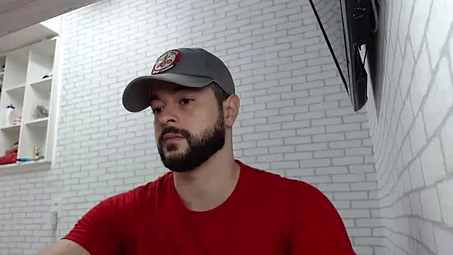 Snapshot of BombeiroHotx chatting on December 15, 2025, 7:41 pm BombeiroHotx online show from December 15, 2025, 7:41 pm