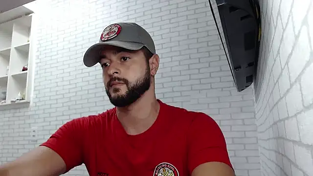 BombeiroHotx online show from February 8, 2026, 7:33 pm