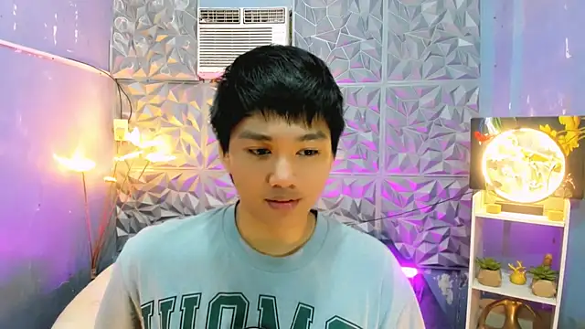 Snapshot of Mister_officer69 chatting on February 6, 2026, 9:27 am Mister officer69 online show from February 6, 2026, 9:27 am