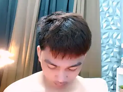 Snapshot of Mister_officer69 chatting on September 15, 2025, 1:39 am Mister officer69 online show from September 15, 2025, 1:39 am