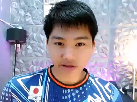 Snapshot of Mister_officer69 chatting on December 3, 2025, 9:14 pm Mister officer69 online show from December 3, 2025, 9:14 pm